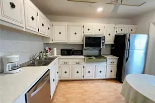 1425 Atlantic Shores Blvd, Hallandale Beach, FL 33009 - Photo 12