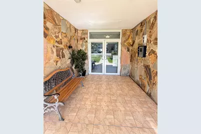 1425 Atlantic Shores Blvd #209, Hallandale Beach, FL 33009 - Photo 4