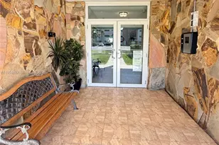 1425 Atlantic Shores Blvd, Hallandale Beach, FL 33009 - Photo 4