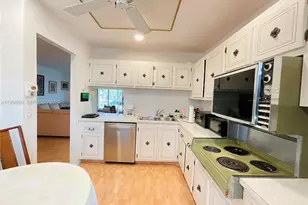 1425 Atlantic Shores Blvd, Hallandale Beach, FL 33009 - Photo 14