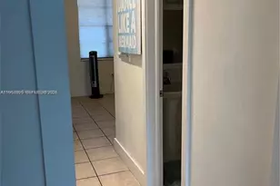 949 Pennsylvania Ave, Miami Beach, FL 33139 - Photo 14