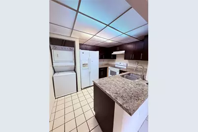 [Address not provided], Miami, FL 33172 - Photo 2