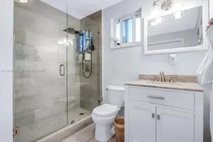 9435 SW 39th St, Miami, FL 33165 - Photo 20