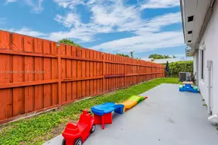 9435 SW 39th St, Miami, FL 33165 - Photo 44