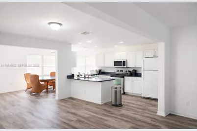 506 Corinne Dr, Lehigh Acres, FL 33936 - Photo 4