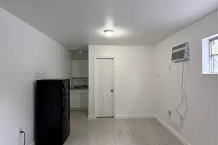 4910 SW 98th Avenue Rd, Miami, FL 33165 - Photo 4