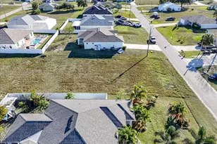 1317 NW 9th Terrace, Cape Coral, FL 33993 - Photo 4