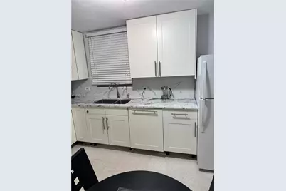 1610 N Hayes Str #B, Hollywood, FL 33020 - Photo 4