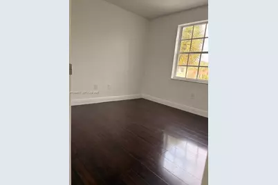 318 NW 153rd Ave, Pembroke Pines, FL 33028 - Photo 18