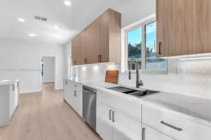 2144 NE 61st Ct, Fort Lauderdale, FL 33308 - Photo 10