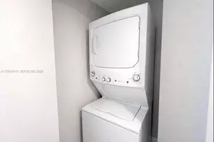 45 SW 9th St, Miami, FL 33130 - Photo 18