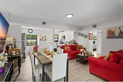 2407 Dewey St, Hollywood, FL 33020 - Photo 8