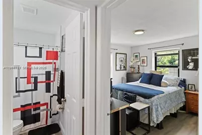 2407 Dewey St, Hollywood, FL 33020 - Photo 18