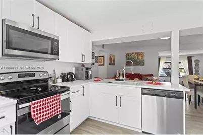 2407 Dewey St, Hollywood, FL 33020 - Photo 16