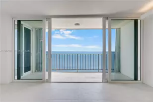 881 Ocean Dr, Key Biscayne, FL 33149 - Photo 18