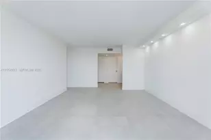 881 Ocean Dr, Key Biscayne, FL 33149 - Photo 30