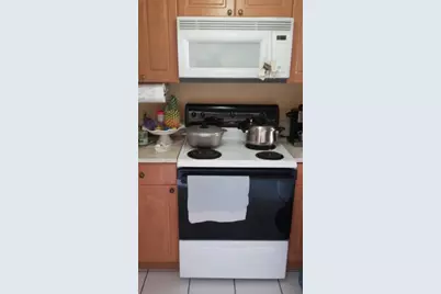 3021 W 76 St #C212, Hialeah Gardens, FL 33018 - Photo 10