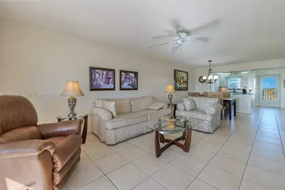 5860 NW 44th St #711, Lauderhill, FL 33319 - Photo 4