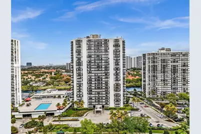 3675 N Country Club Dr #410, Aventura, FL 33180 - Photo 58