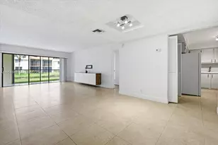 491 E Racquet Club Rd, Weston, FL 33326 - Photo 6