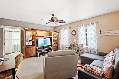 2661 SW 12th Ter, Fort Lauderdale, FL 33315 - Photo 4