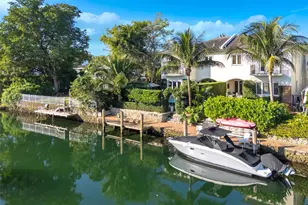 4819 University Dr, Coral Gables, FL 33146 - Photo 4