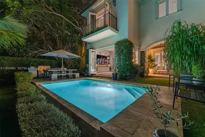 4819 University Drive, Coral Gables, FL 33146 - Photo 1