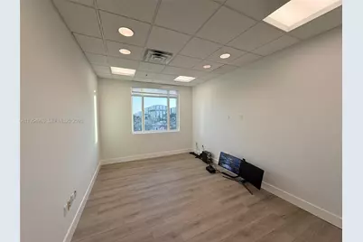 8200 NW 41st St #312, Doral, FL 33166 - Photo 6