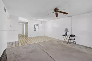 8523 Old Country Manor, Davie, FL 33328 - Photo 18