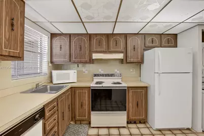 8523 Old Country Mnr #520, Davie, FL 33328 - Photo 8