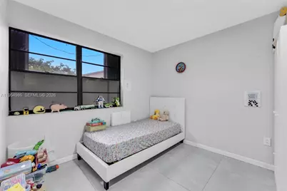 12233 SW 24th Ter #35, Miami, FL 33175 - Photo 16