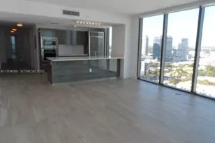 460 NE 28th St, Miami, FL 33137 - Photo 2