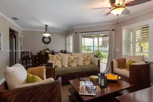 2018 SE 27th Dr, Homestead, FL 33035 - Photo 4