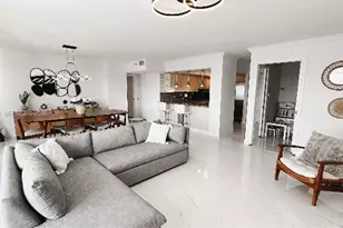 20355 NE 34th Ct, Aventura, FL 33180 - Photo 4