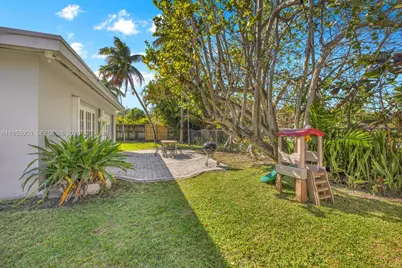 8230 SW 63rd Pl, Miami, FL 33143 - Photo 18