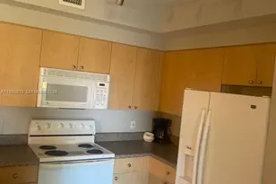 7930 N Nob Hill Rd, Tamarac, FL 33321 - Photo 10