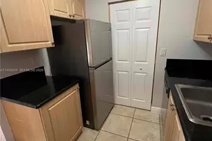 10785 SW 108th Ave, Miami, FL 33176 - Photo 8