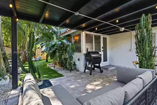 1009 NW 11th Ct, Miami, FL 33136 - Photo 34