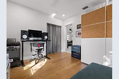 1009 NW 11th Ct, Miami, FL 33136 - Photo 26