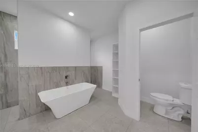 933 Anthony St E, Lehigh Acres, FL 33974 - Photo 42