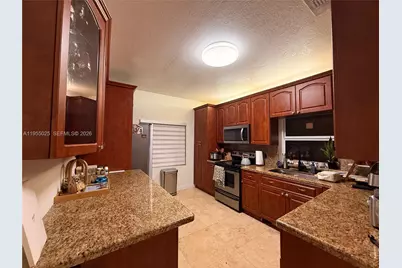 17262 NW 6th Ct, Pembroke Pines, FL 33029 - Photo 4
