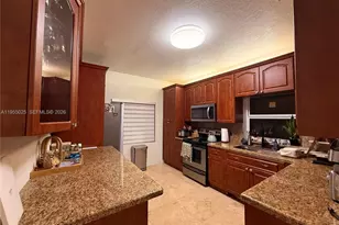 17262 NW 6th Ct, Pembroke Pines, FL 33029 - Photo 4