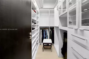 1331 Brickell Bay Dr, Miami, FL 33131 - Photo 18