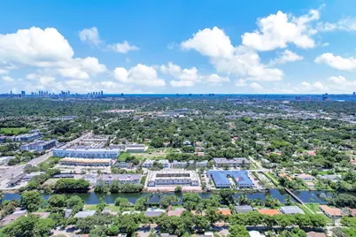 13210 Memorial Hwy #106, North Miami, FL 33161 - Photo 8