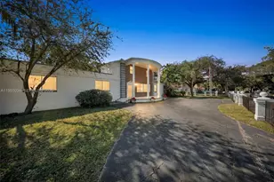 520 Morningside Dr, Miami Springs, FL 33166 - Photo 6