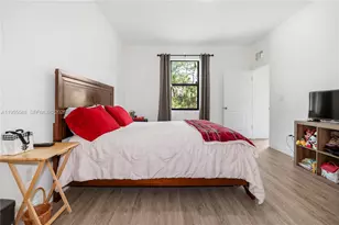 8031 Sandy Cir, Labelle, FL 33935 - Photo 8