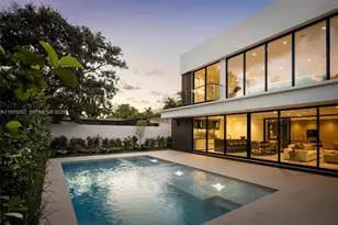 30 Samana Dr, Coconut Grove, FL 33133 - Photo 4