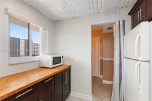 301 NE 14th Ave, Hallandale Beach, FL 33009 - Photo 34