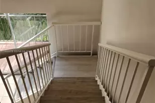 8600 SW 109th Ave, Miami, FL 33173 - Photo 6