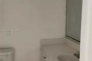 8600 SW 109th Ave, Miami, FL 33173 - Photo 12